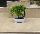 A picture of Artificial flowers