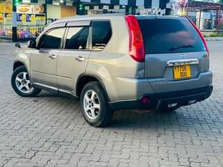 A picture of Nissan X trail mwanza call WhatsApp 0686108116
