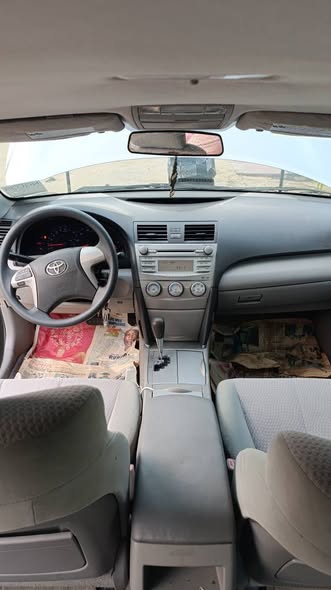 A picture of 2011 Toyota Camry LE