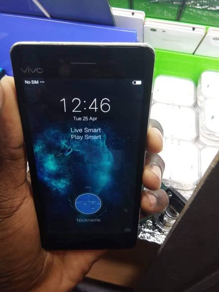 A picture of Vivo y 51a