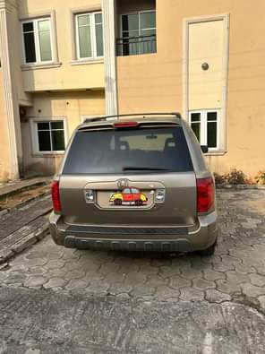 A picture of Sweet deal Honda pilot 04 05 Buy and drive Everything