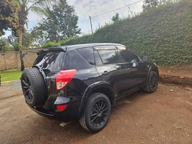 A picture of TOYOTA RAV4 MISS TZ
