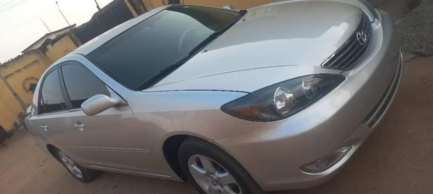 A picture of Awoof Awoof Awoof Tokubo standard Toyota Camry model clean in