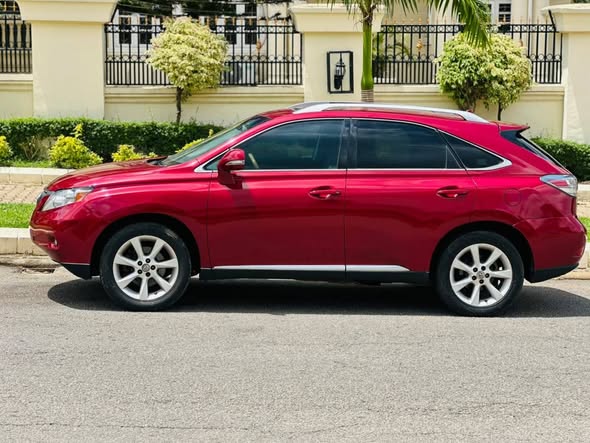 A picture of Lexus RX350