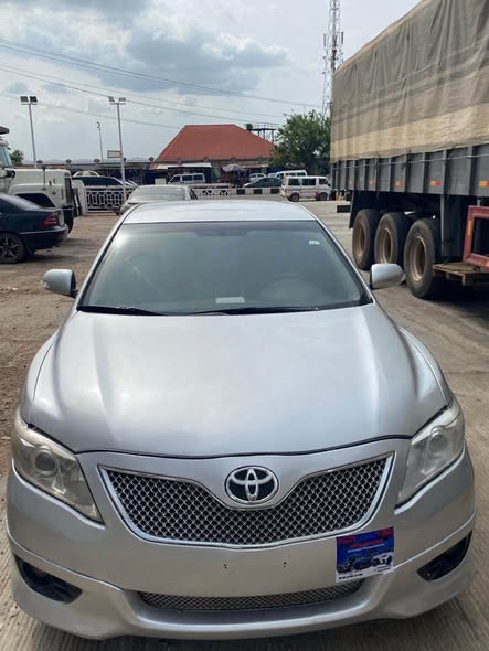 A picture of TOYOTA CAMRY SPORT 09 09121638427