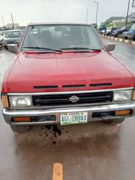 A picture of Nissan Pathfinder first edition is available with good condition engine