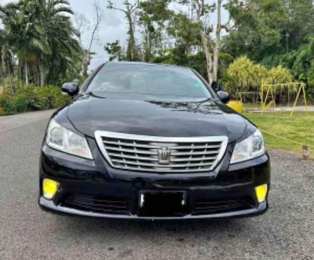 toyota crown