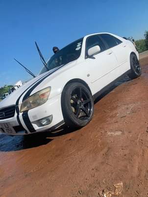 used toyota altezza