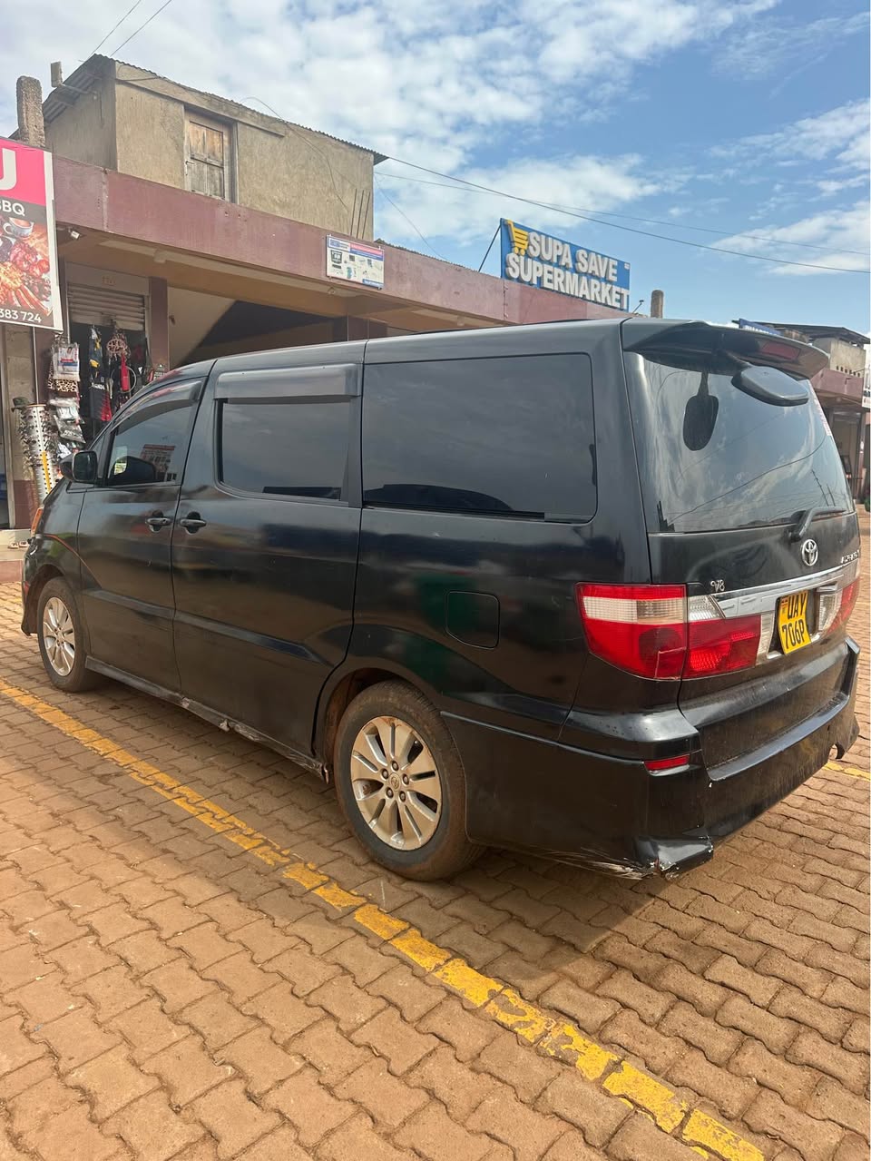 A picture of Alphard 3.0 for sale