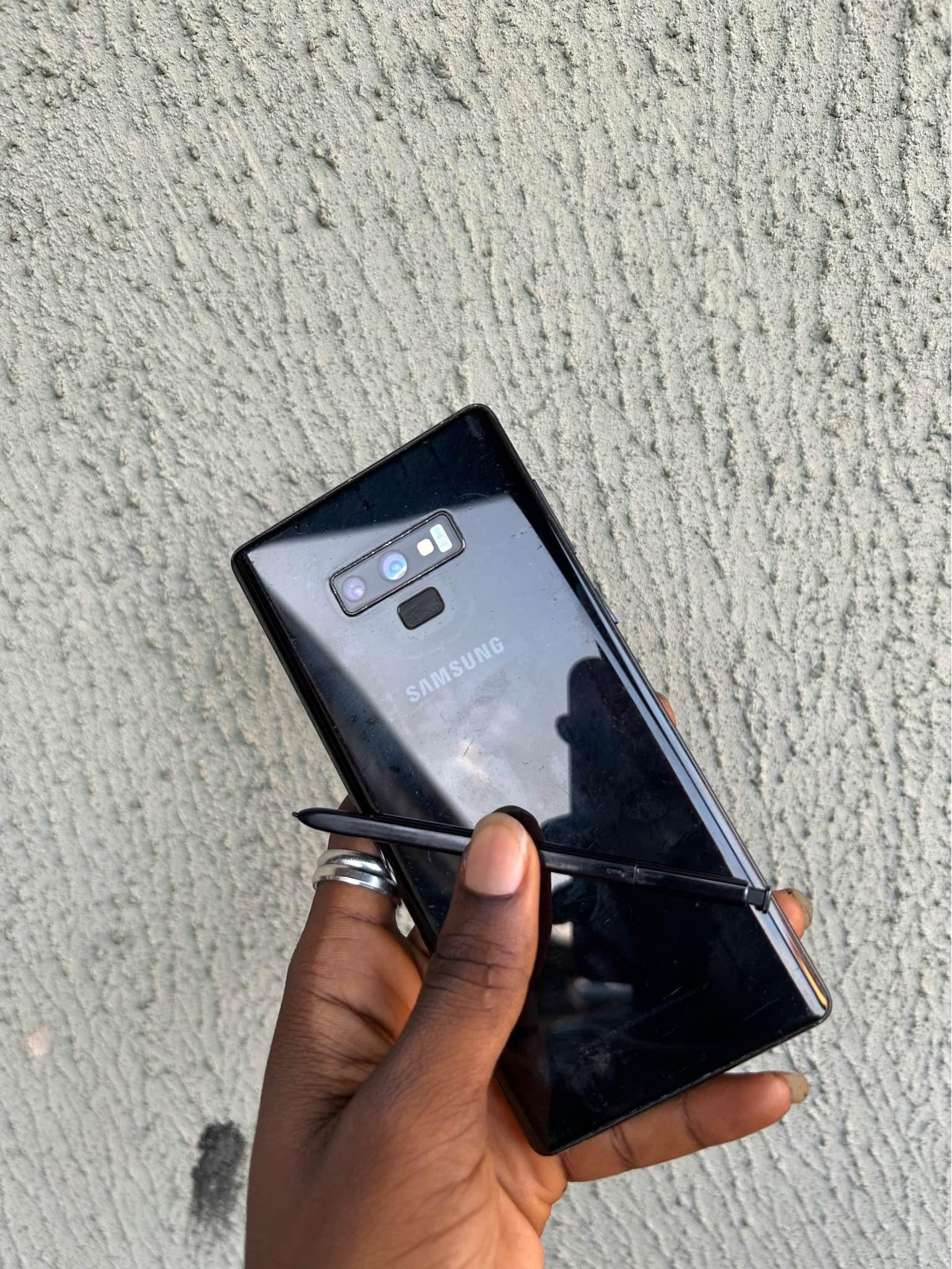 A picture of SAMSUNG GALAXY NOTE 9 FOR SALE
