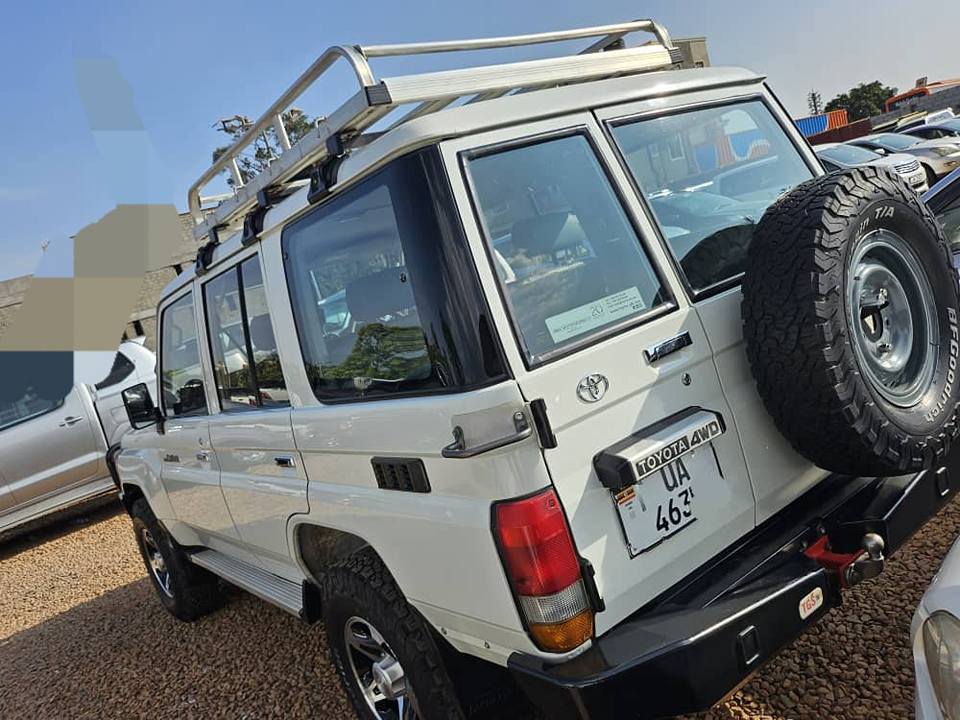 A picture of Land cruiser hardtop