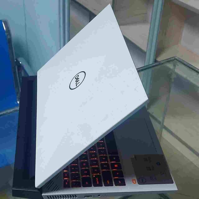dell laptop