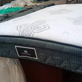 A picture of Foreign mattress