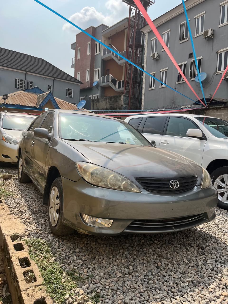 A picture of TOYOTA CAMRY 2006