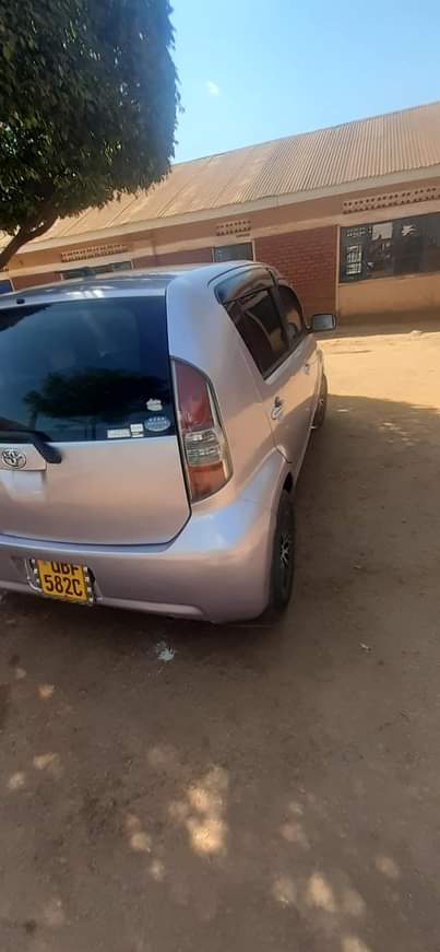A picture of Toyota passo