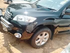 A picture of Vanguard Toyota 7 seater 2008 Automatic Black All new 0759288196