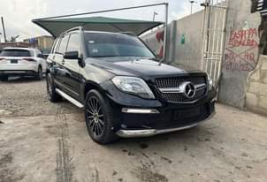 A picture of 2011 Mercedes GLK350