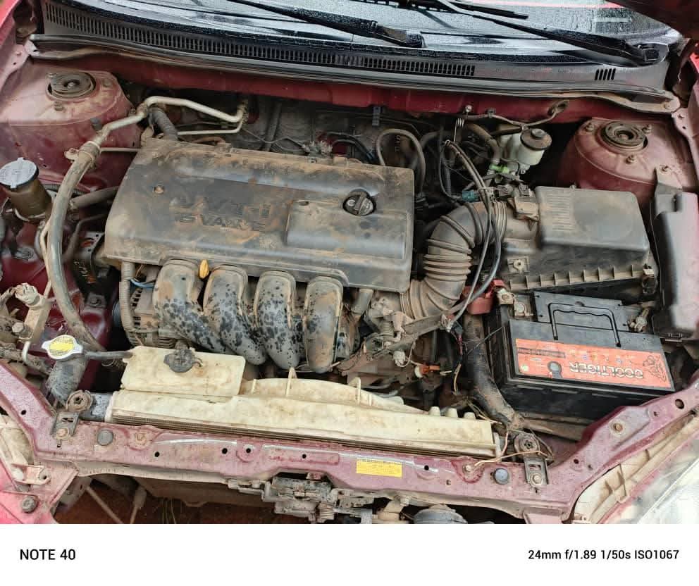 A picture of Toyota Corolla 04