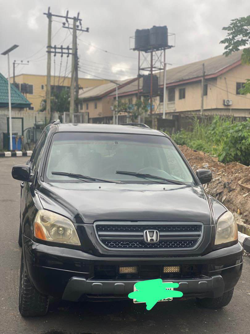 A picture of Neatly used Honda pilot for sale everything working perfectly Price