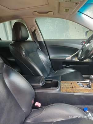 A picture of LEXUS IS 250 2012