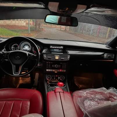 A picture of FOR SALE Super clean Mercedes Benz CLS550 2013 model with