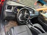 A picture of Acura MDX