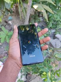 A picture of Google pixel 2 XL