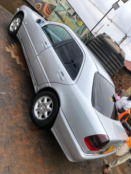 A picture of Mercedes Benz