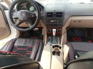 A picture of C300 2010 Mercedes
