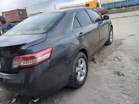 A picture of 2009 Toyota camry with silent untouched engine gear very smooth