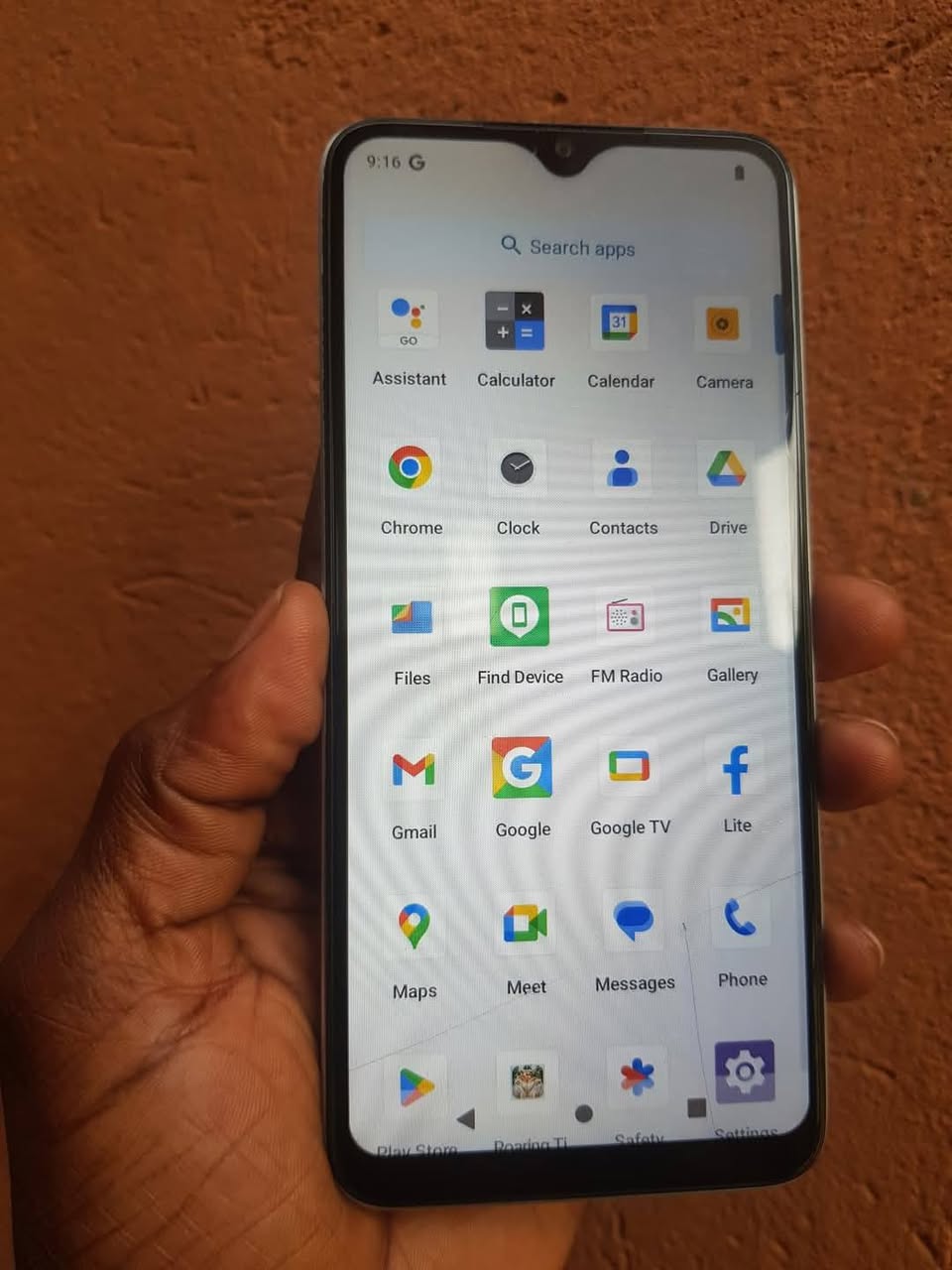 A picture of Used VILLAON V30 170 000 32gb 3gb ram Fingerprint Minor