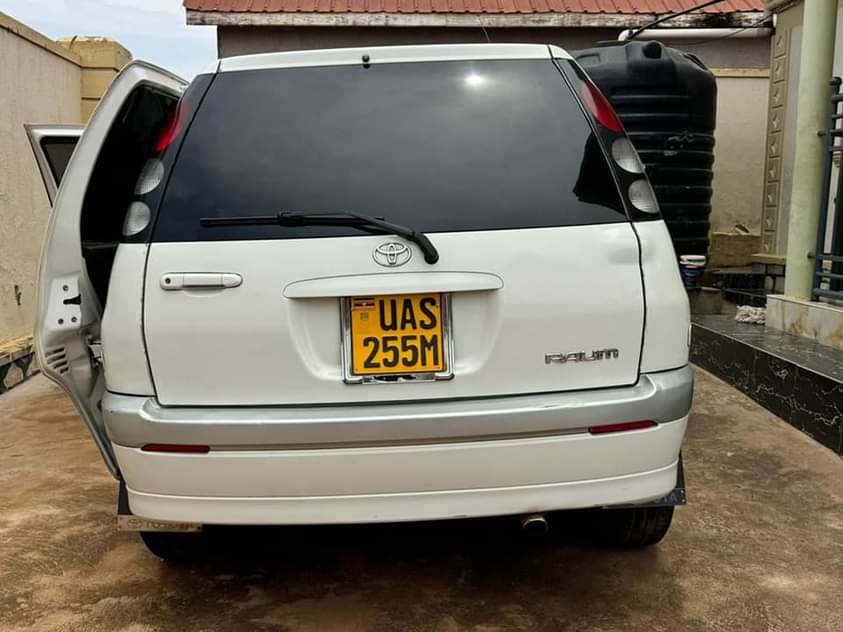 A picture of Raum on sale 12m 0705759207 call or WhatsApp 