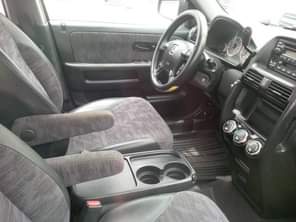 A picture of A very clean tokunbo 2006 Honda crv for sale Car