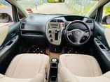 A picture of TOYOTA RACTIS DLB Year 2004 Engine 2SZ Cc 1290 Bei