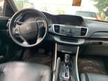 A picture of Honda Accord 2015 4m