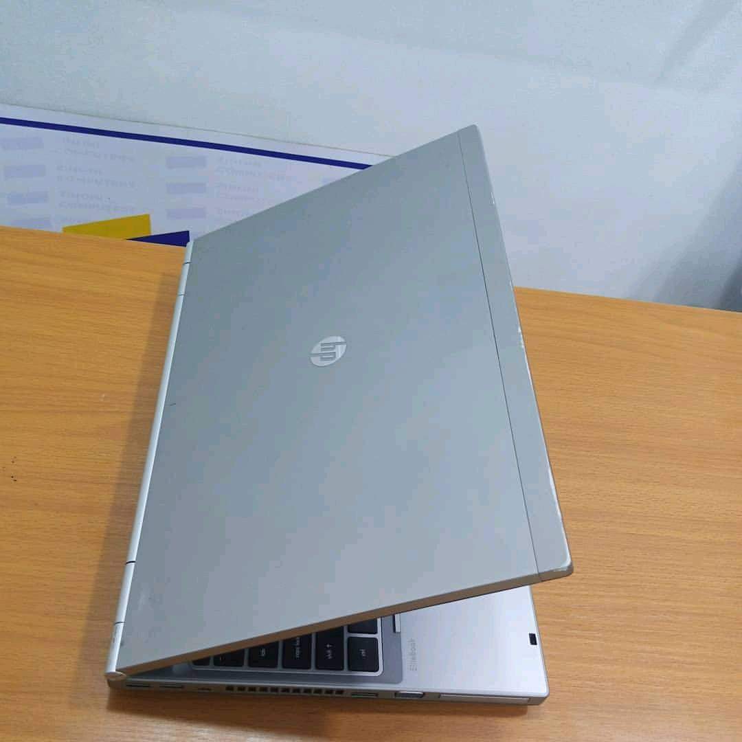 A picture of HP LAPTOP