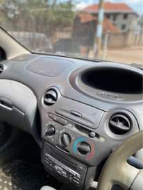 A picture of Toyota vitz on sale 0700987586