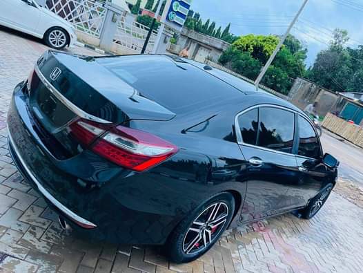 A picture of FOR SALE BELGIUM STANDARD EXTREMELY CLEAN USED HONDA ACCORD KEYLESS