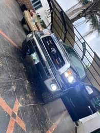 A picture of 2010 011 Belgium standard Toyota TUNDRA Automatic Full option Everything