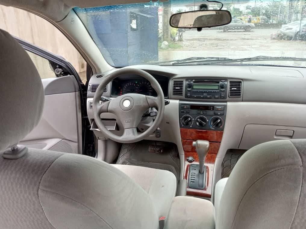 A picture of 2007 Toyota corolla 07