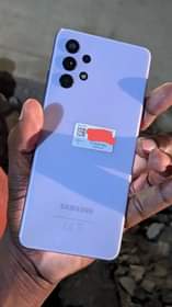 A picture of Samsung a32 laini mbili 128gb ram 6