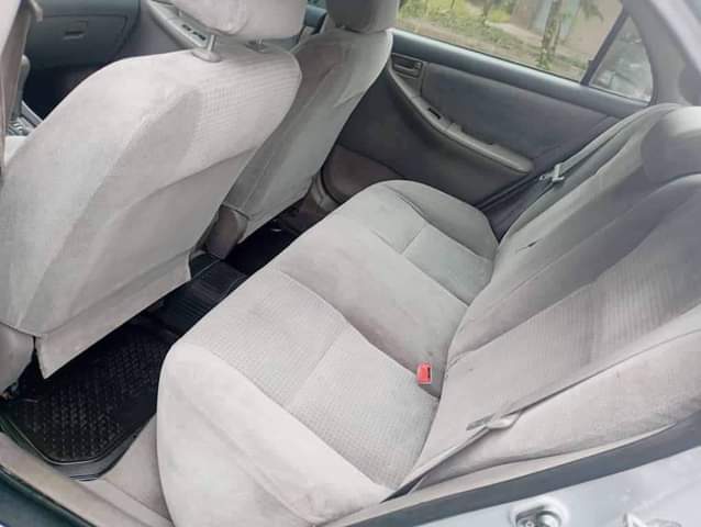 A picture of 2005 Corolla 2005