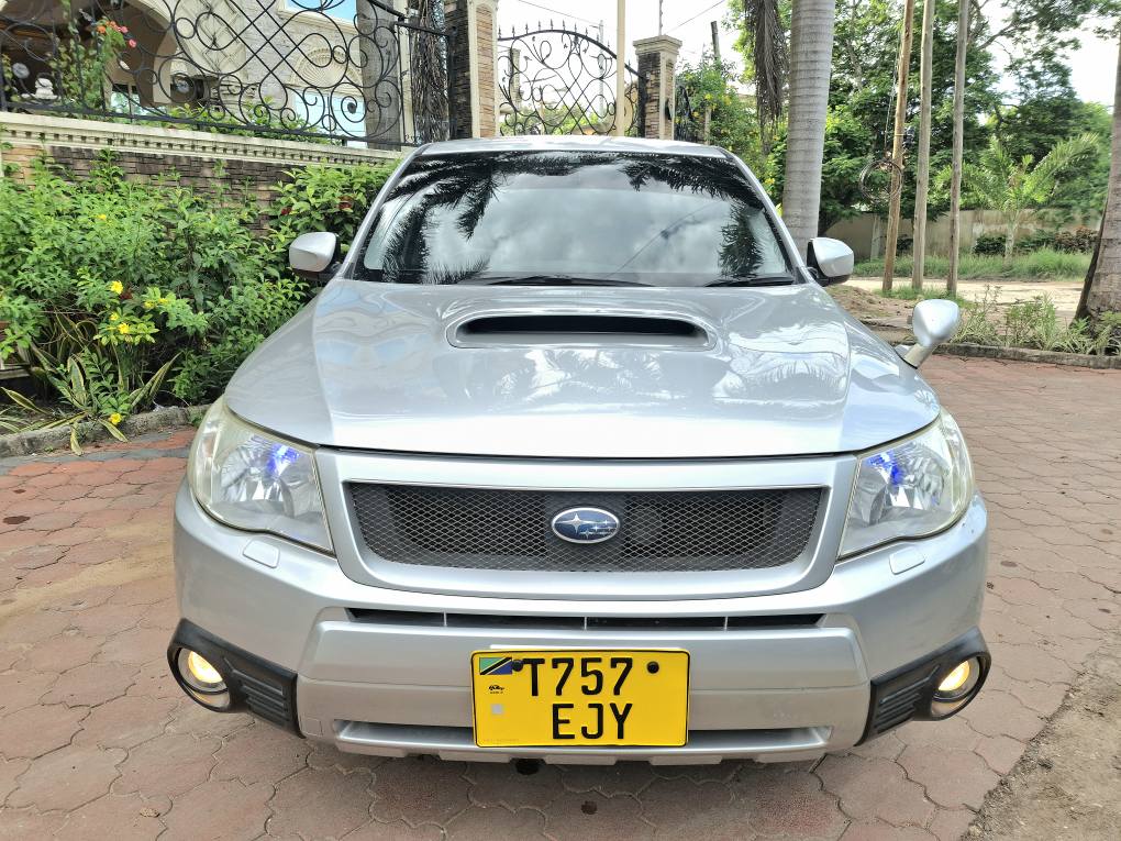 A picture of Subaru Forester xt