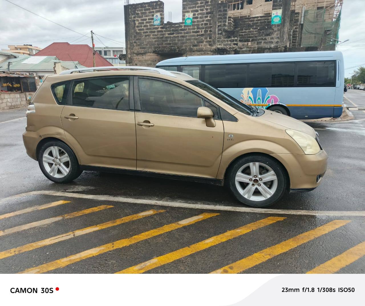 A picture of TOYOTA VERSO