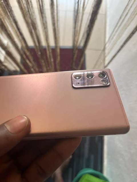 A picture of samsung note 20 5G 8G 128Rom