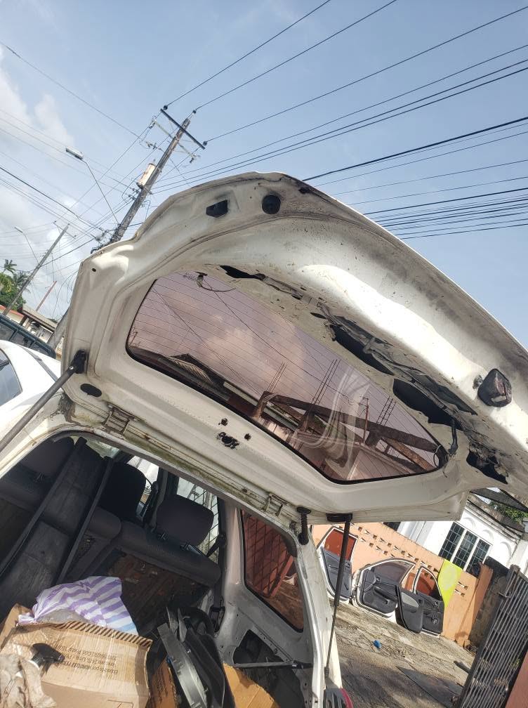 nissan ad wagon