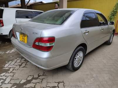 A picture of TOYOTA BREVIS ENGINE NDOGO CC 2460 2WHEEL DRIVE FULL A