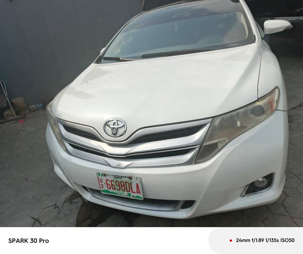 A picture of 2013 Toyota venza