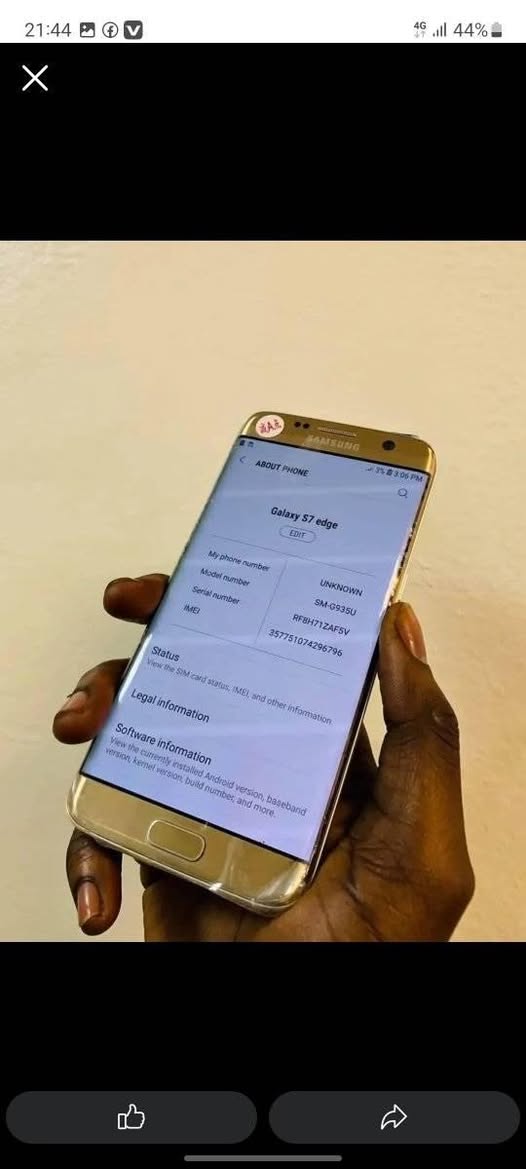 A picture of GALAXY S7 EDGE STOCKAGE 32GB NOUVEAU