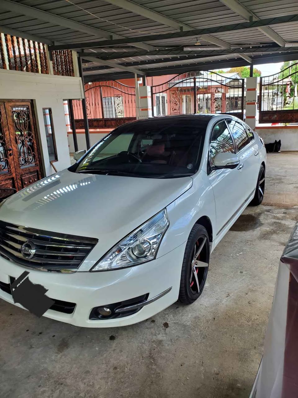 nissan teana